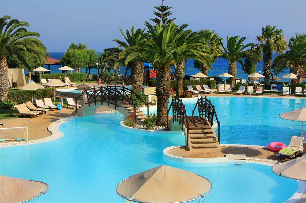 D'Andrea Mare Beach Hotel image 1